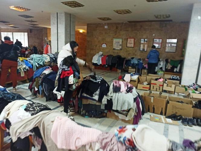 Новини Хмельницького - фото з У Хмельницькому майже 5 тисяч переселенців отримали гуманітарну допомогу