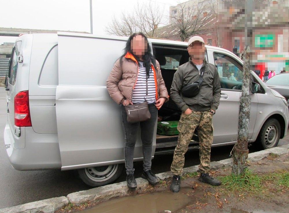 Новини Житомира - фото з У Бердичеві затримали чоловіка, який угнав чужий автомобіль з Ірпеня