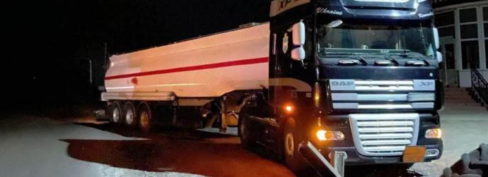 Новини Вінниці - фото з Де шукати зниклих під час війни та інше важливе за 1 квітня на 20minut.ua На Вінниччині хуліган обстріляв вантажівку. Стрільця зловили на блок-посту
