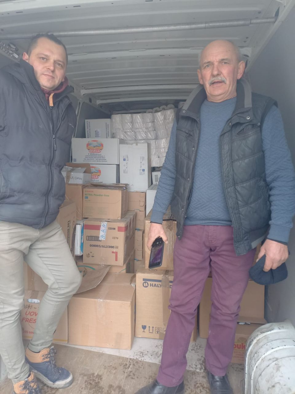 Новини Житомира - фото з Народицька громада отримала  гуманітарну допомогу від обласної ради - харчі, одяг, медикаменти і засоби гігієни