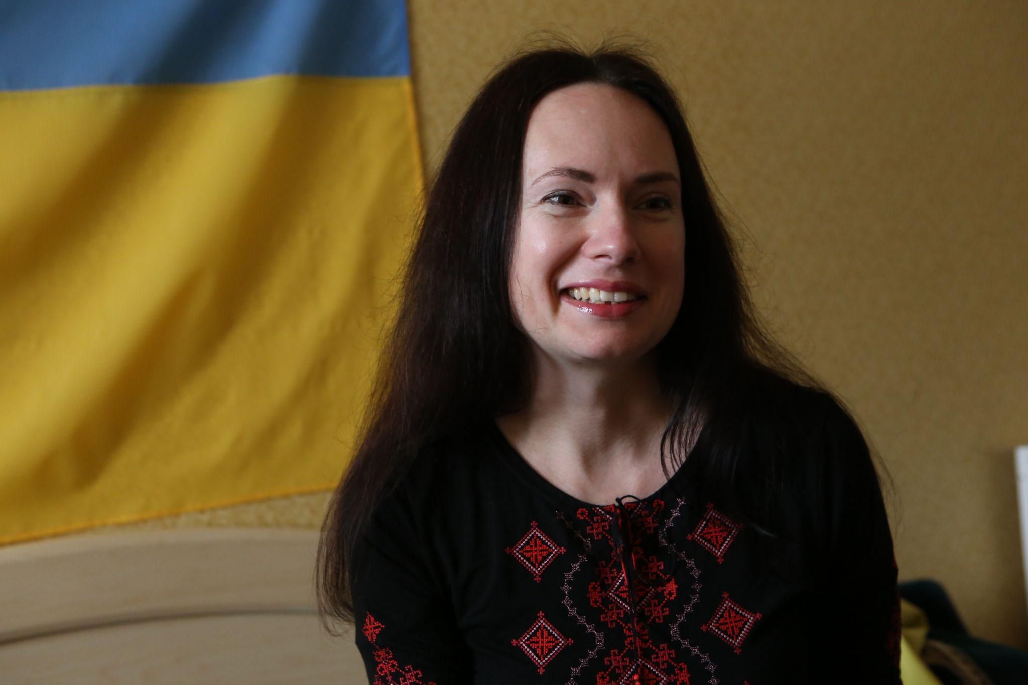 Новини Вінниці - фото з Герої тилу. Прапори, які шиє вінничанка, відправлять до звільненої Київщини