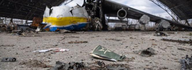 Гостомель, «Мрія» і загиблі: 29 фотографій від вінницького фотокора, які вражають