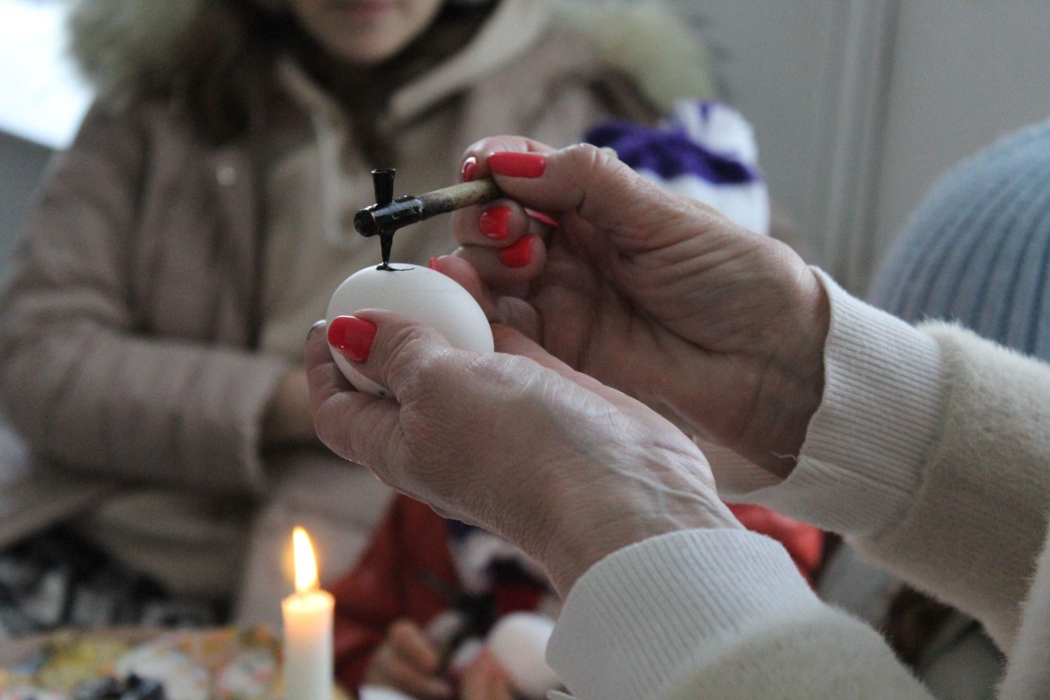 Новини Тернополя - фото з Надихають позитивом! У Тернополі проводять майстер-класи з писанкарства: як потрапити (РЕПОРТАЖ)