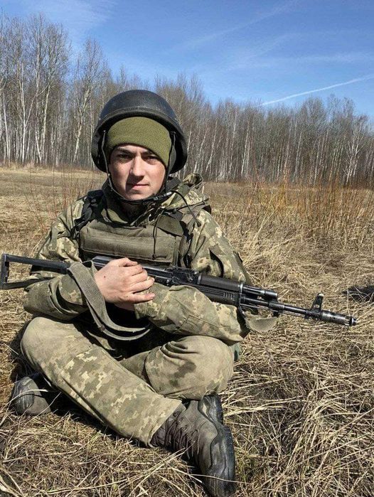 Новини Житомира - фото з У Коростені сьогодні попрощаються з загиблим десантником Олександром Морозом