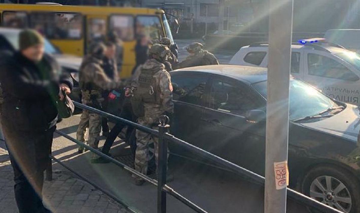 Новини Тернополя - фото з Азербайджанцям, які нападали на валютників, суд змінив терміни ув’язнення. Але вони все одно йдуть в касацію