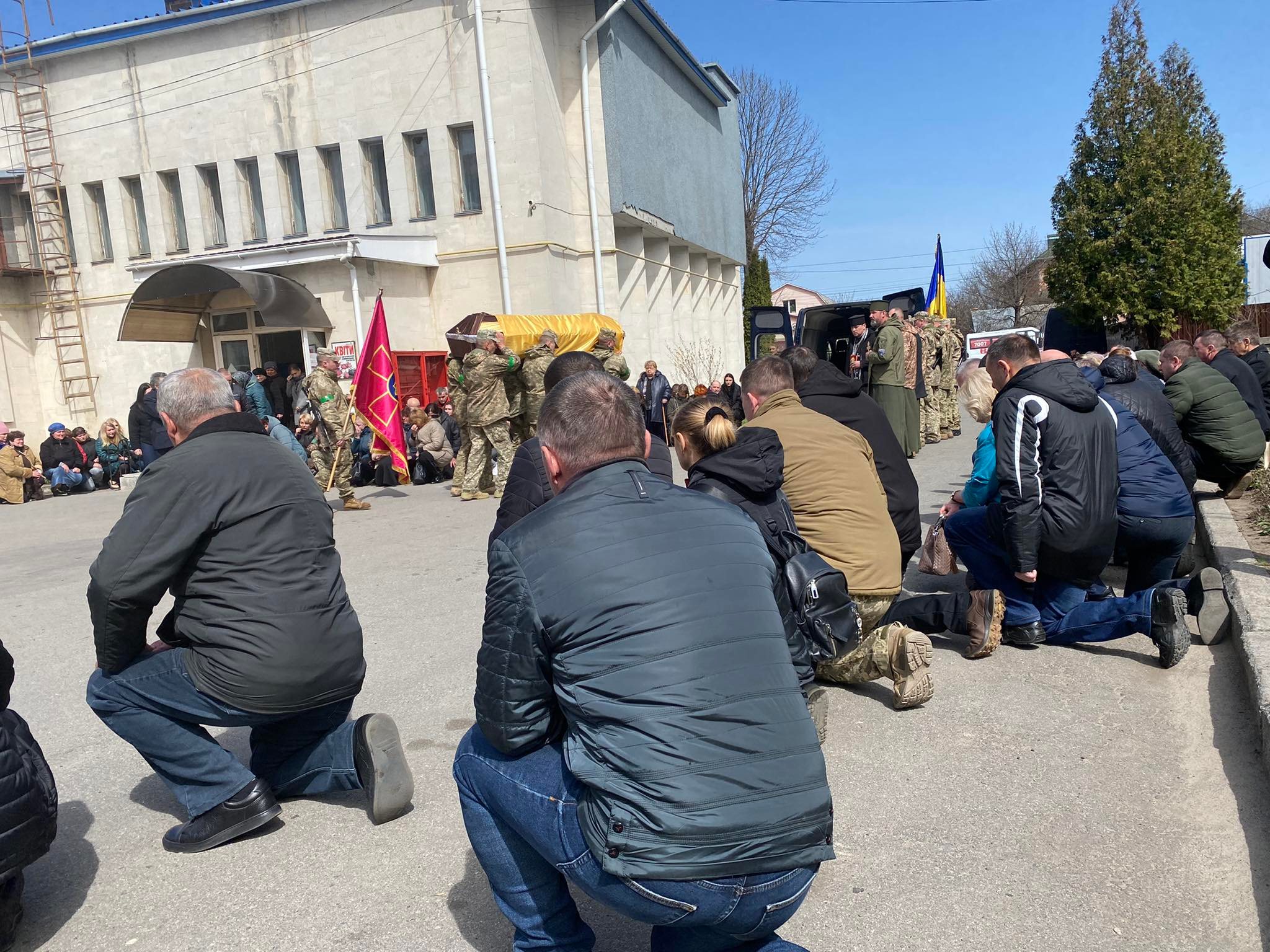 Новини Хмельницького - фото з “Людина з великим серцем”. Попрощалися з Дмитром Герегою, який загинув від ворожих ракет Нет описания.