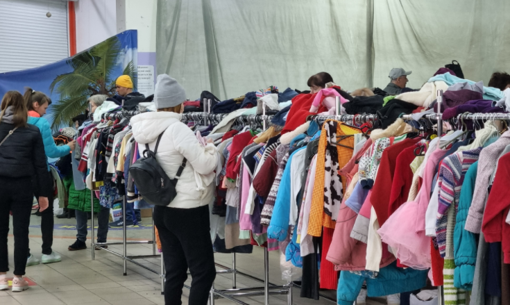 Новини Вінниці - фото з «Вони забирали в нас їжу». Історії про людей, які втекли від вибухів та обстрілів