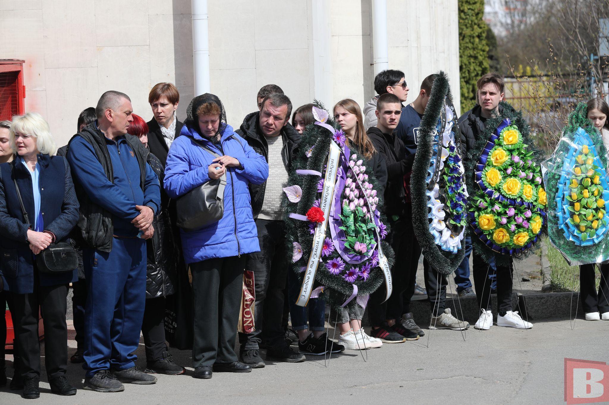 Новини Хмельницького - фото з «Справжній воїн і захисник»: у Хмельницькому попрощалися з Олександром Самофаловим