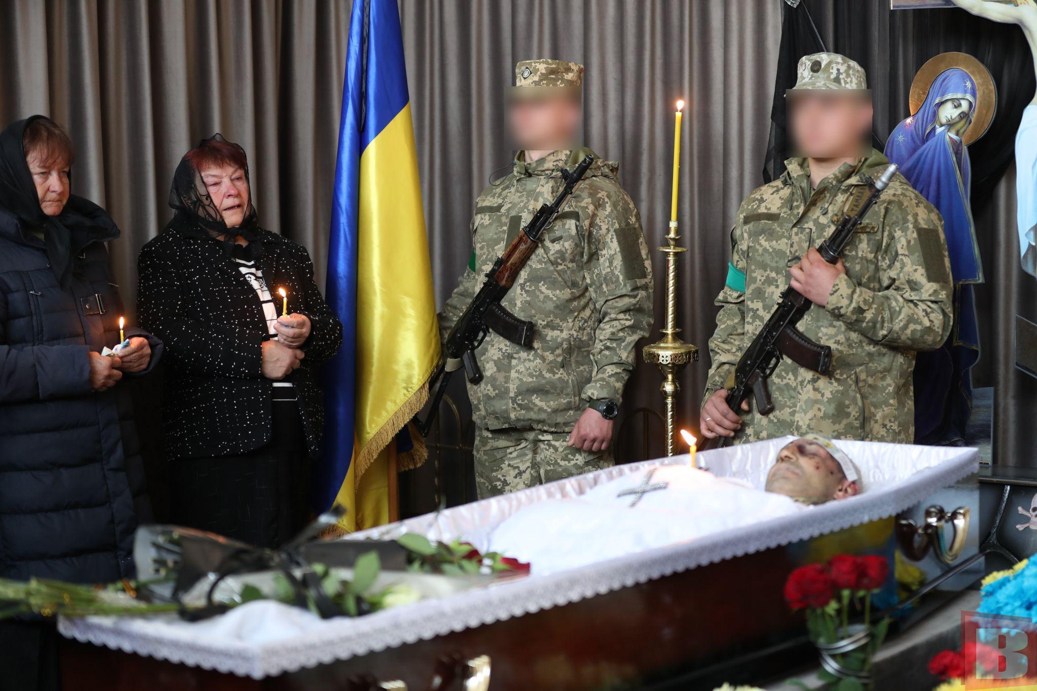 Новини Хмельницького - фото з «Справжній воїн і захисник»: у Хмельницькому попрощалися з Олександром Самофаловим