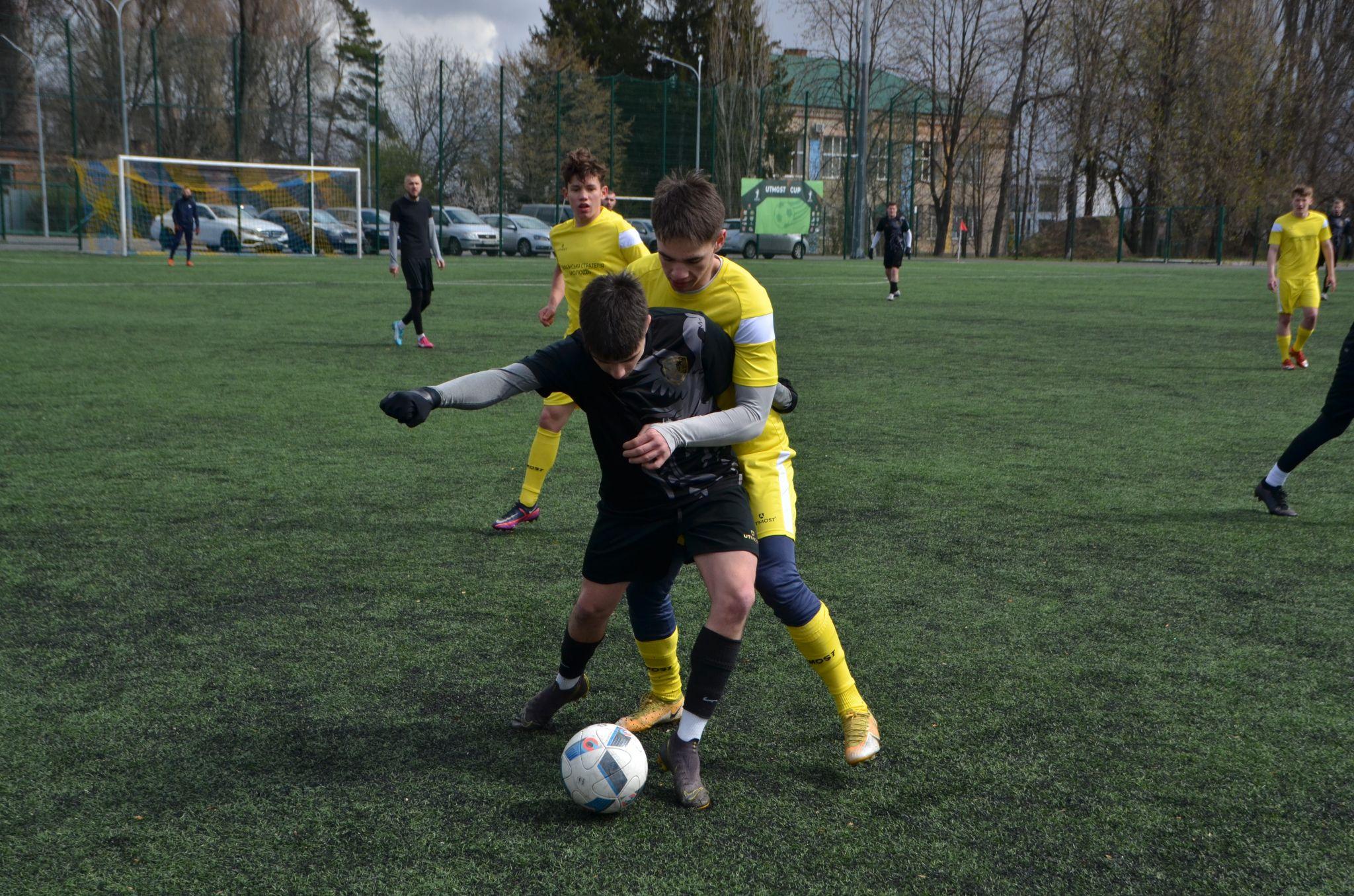 Новини Вінниці - фото з В футбольних матчах на підтримку ЗСУ у Вінниці «засвітилися» навіть гравці Прем'єр-ліги