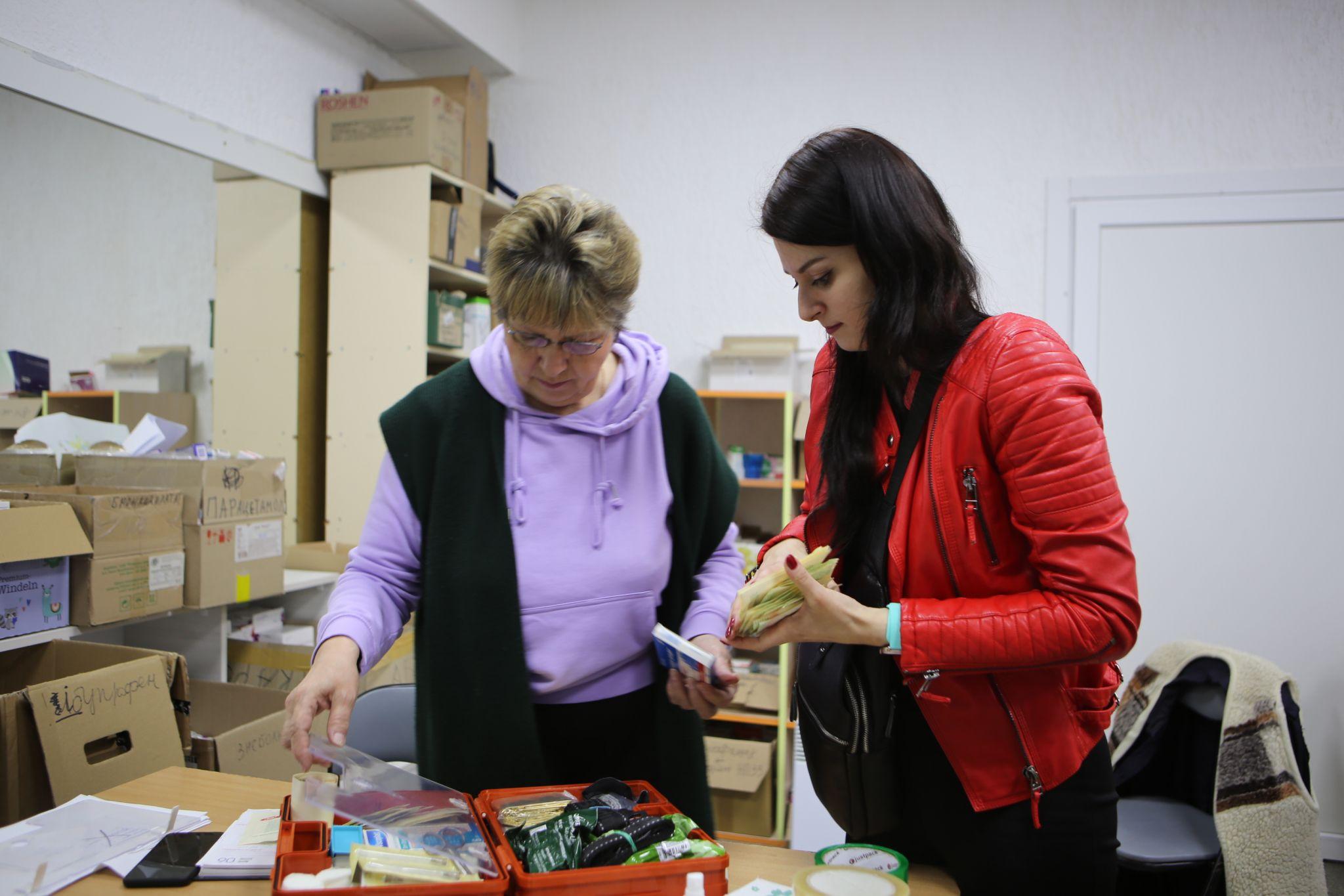 Новини Вінниці - фото з «Не вмію ідеально готувати борщ, але можу купити машину на передову», — волонтерка Діана Подолянчук