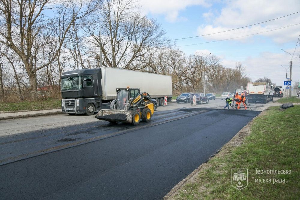 Новини Тернополя - фото з У Тернополі триває ремонт доріг. На яких вулицях змінять дорожнє покриття наступного тижня (СПИСОК)