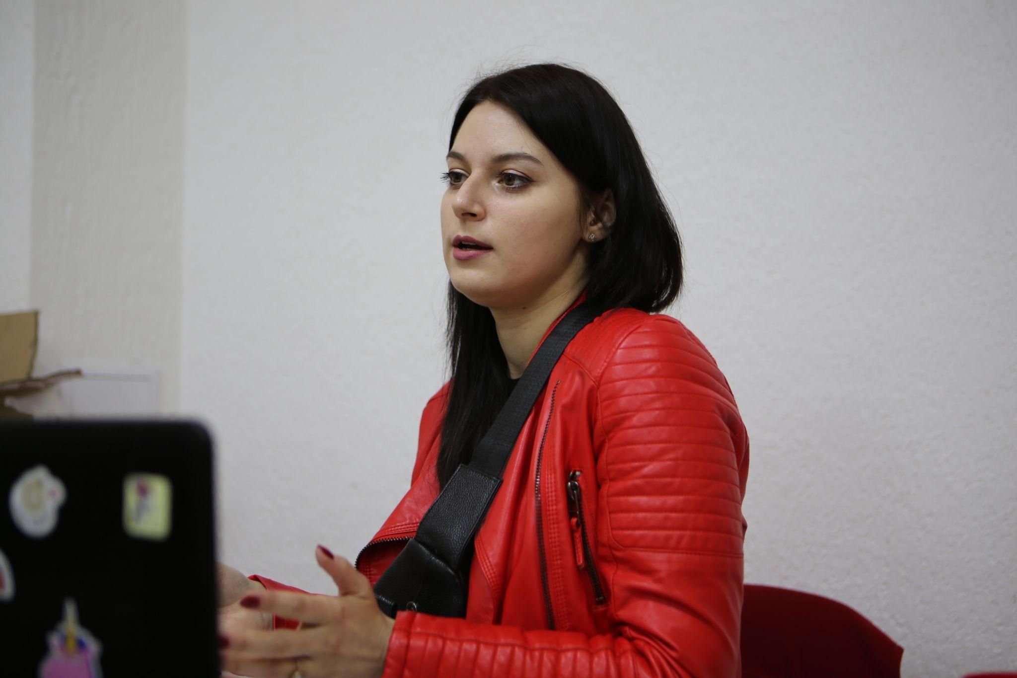 Новини Вінниці - фото з «Не вмію ідеально готувати борщ, але можу купити машину на передову», — волонтерка Діана Подолянчук