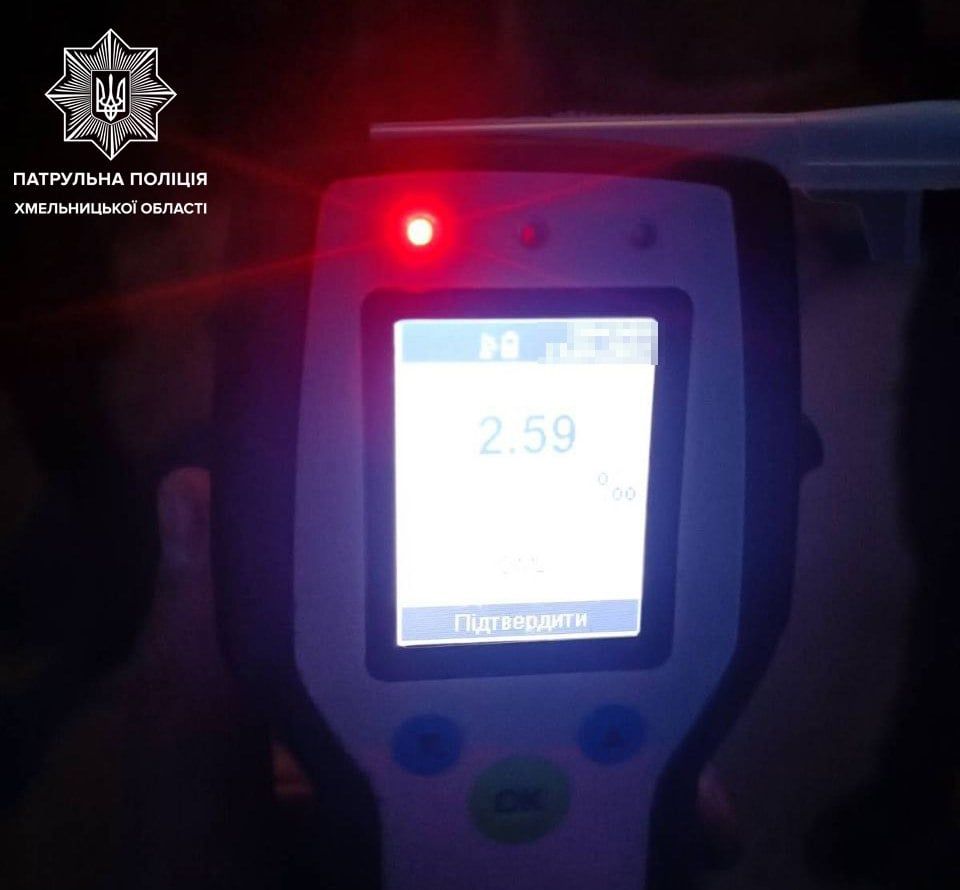 Новини Хмельницького - фото з Хмельничанин здав патрульним п'яного водія "ЗАЗу"