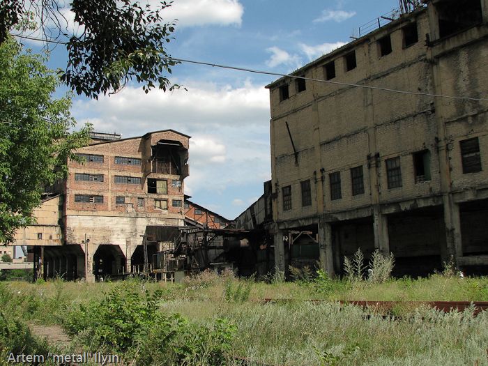 Новини Тернополя - фото з Яка ціна порятунку від смерті? Історія родини з Донеччини, яка оселилась у тернопільській спортшколі