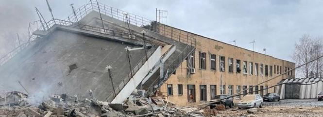 Новини Вінниці - фото з ТОП важливих новин на 20minut.ua від 18 по 25 квітня, які ви могли пропустити Ракетний удар по вінницькому летовищу: родичам загиблих виплатять компенсації