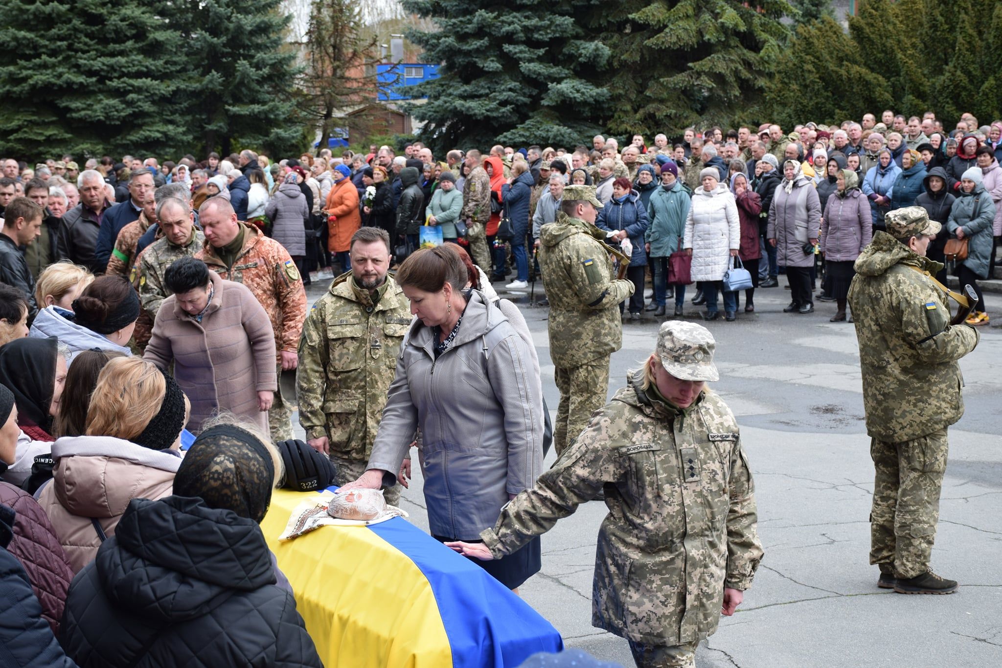 Новини Хмельницького - фото з У Шепетівці попрощалися з двома захисниками України (ФОТО)