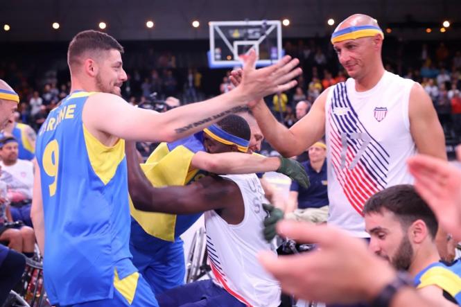 Новини Хмельницького - фото з “Мене мотивувала місія”: історія “нескореного” Максима зі Старокостянтинова Фото зі сторінки Максима у Фейсбук