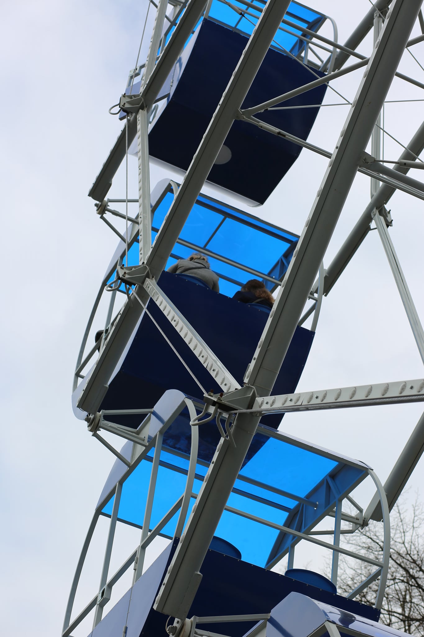 Возможно, это изображение 1 человек и на открытом воздухе