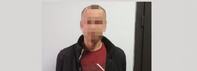 У Гайсинському районі 34-річний чоловік згвалтував 15-річну дівчину