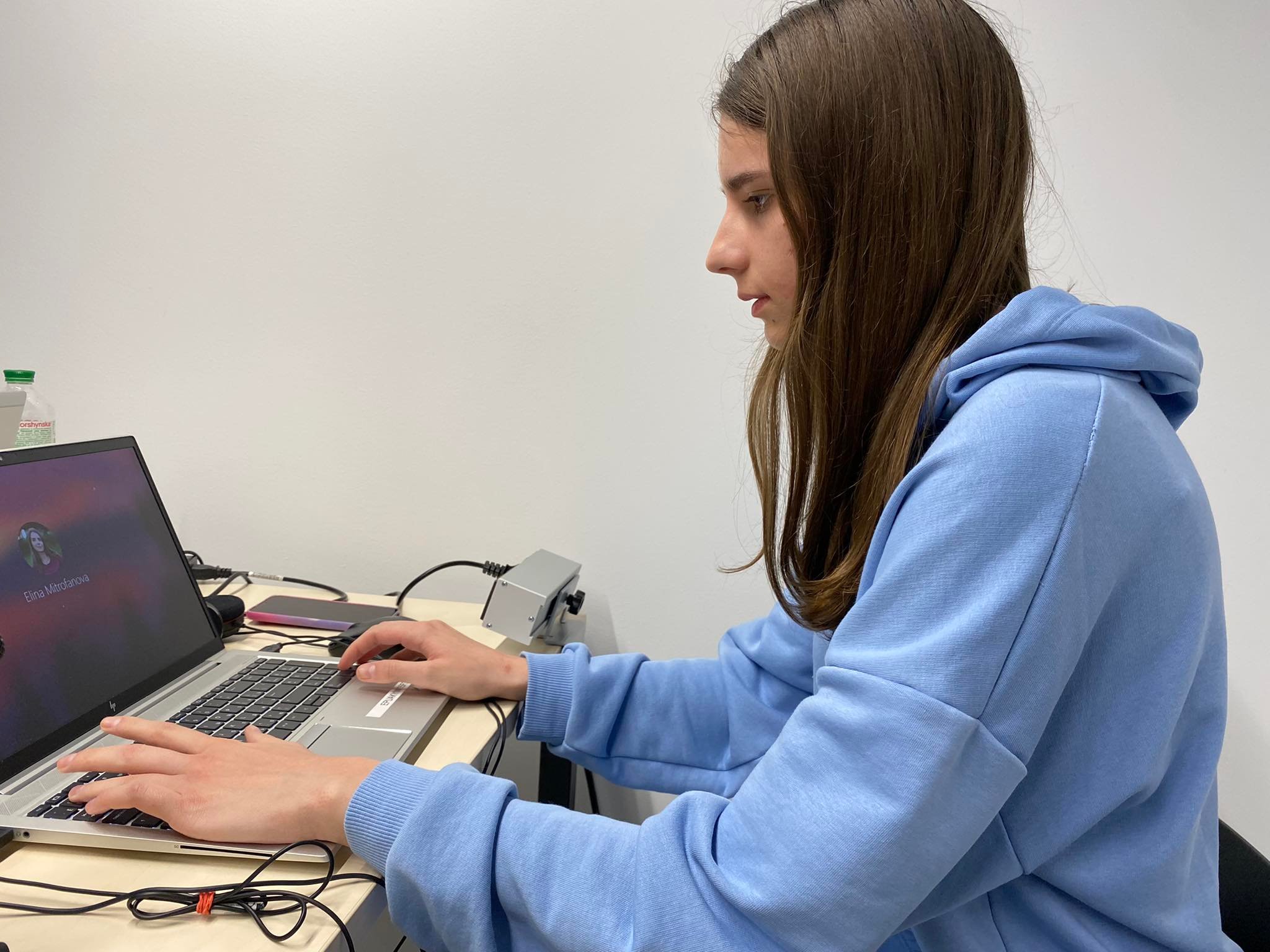 Новини Хмельницького - фото з Еліна переїхала з Маріуполя в Хмельницький: що розповідає про пережите Нет описания.