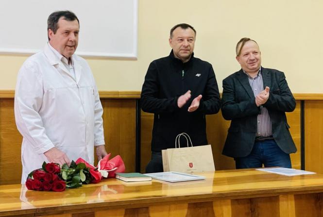 Новини Хмельницького - фото з Гінеколог Андрій Ропотан звільнив крісло директора перинатального центру