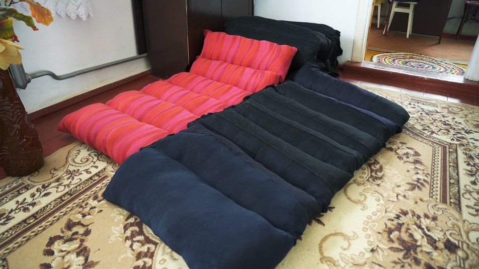 Новини Вінниці - фото з За життя війну баче вдруге. 81-річна вінничанка Ганна Пєстова шиє матраци для захисників