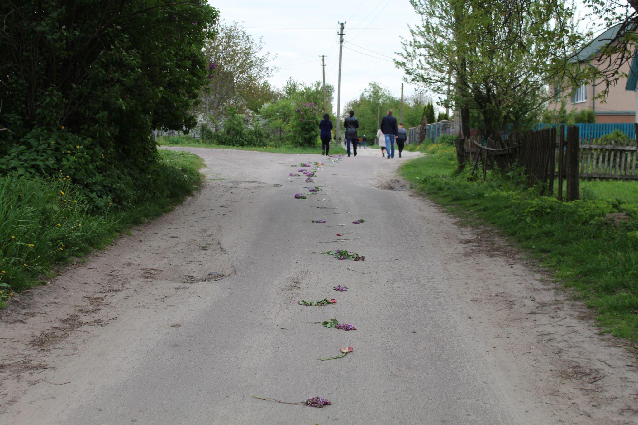 Новини Тернополя - фото з «Усе село ніби завмерло!» Шумщина в останню путь проводжає Героя Олександра Луцика