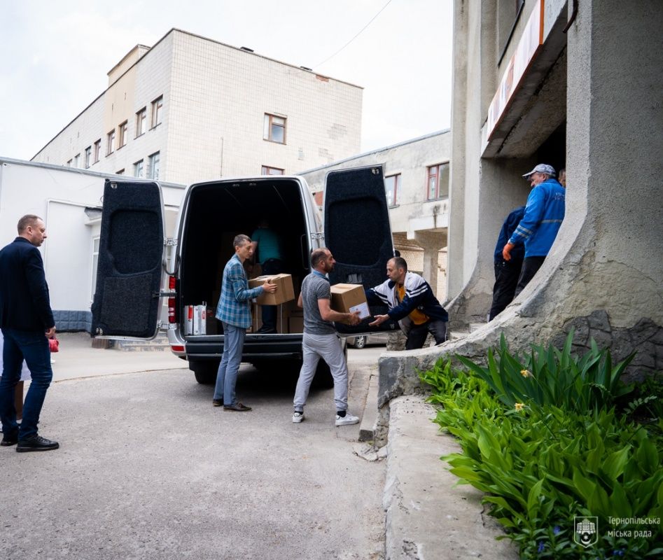 Новини Тернополя - фото з Тернопільські медики отримали гуманітарну допомогу від німецьких колег