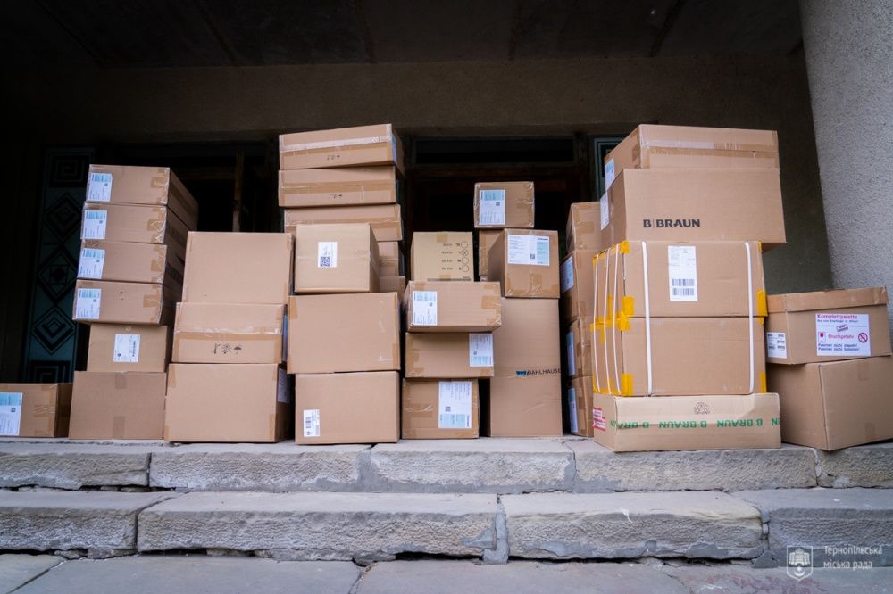 Новини Тернополя - фото з Тернопільські медики отримали гуманітарну допомогу від німецьких колег