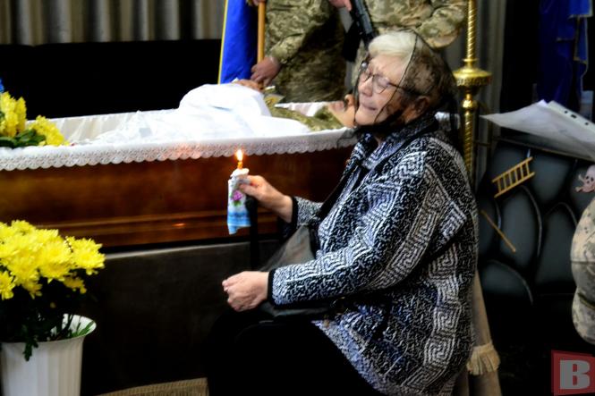 Новини Хмельницького - фото з “Він - наша гордість”. Хмельницький попрощався з воїном Олексієм Лопатіним