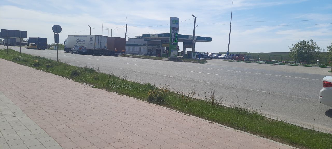 Новини Тернополя - фото з Ціни виросли, а бензину більше не стало. Чи реально знайти пальне у Тернополі — ми перевірили