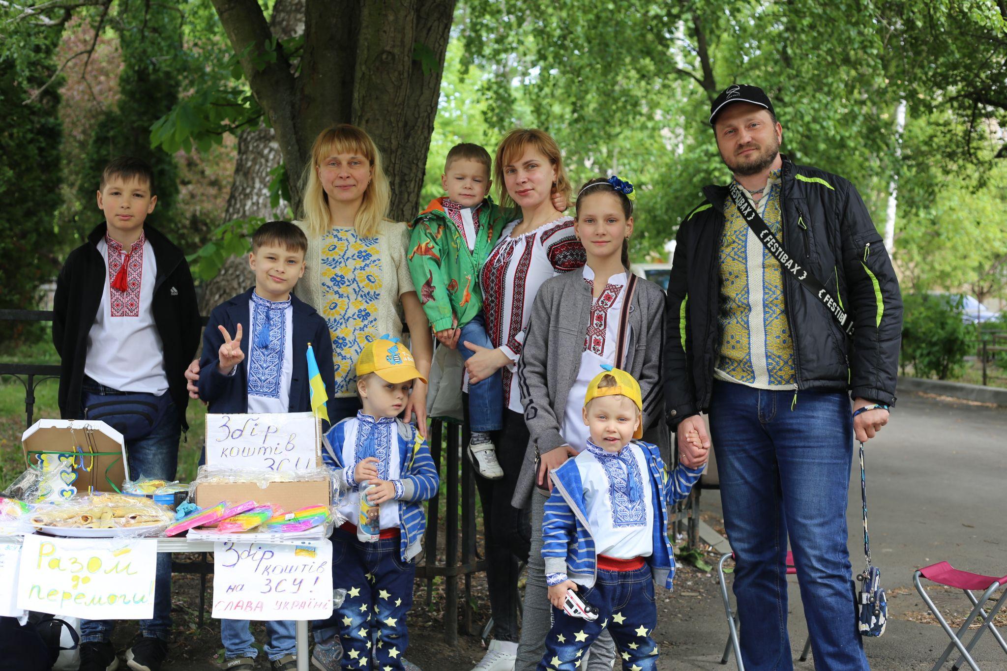 Новини Вінниці - фото з «Віримо, що це пришвидшить нашу перемогу»: як маленькі вінничани допомагають ЗСУ