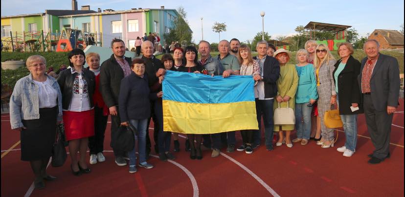 Новини Хмельницького - фото з “Геть московський патріархат”: як церква у Лезневому переходила до ПЦУ (ФОТО)