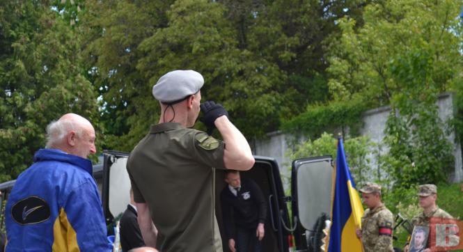 Новини Хмельницького - фото з “Всі хлопці за ним тягнулись”. Хмельницький провів у вічність 49-річного Ігоря Кузя