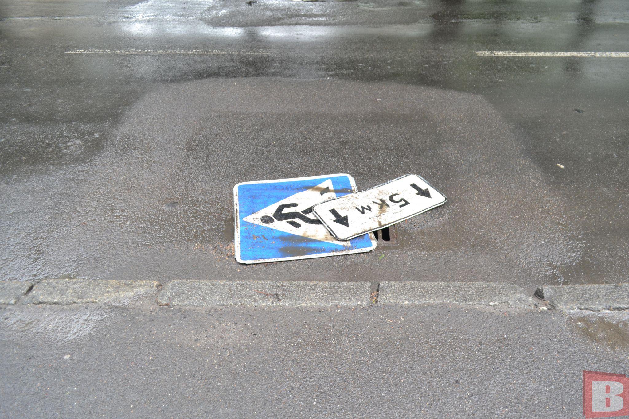 Новини Хмельницького - фото з Знаки на асфальті та скарги хмельничан. У місті почали ремонт доріг струменевим методом (ФОТО)