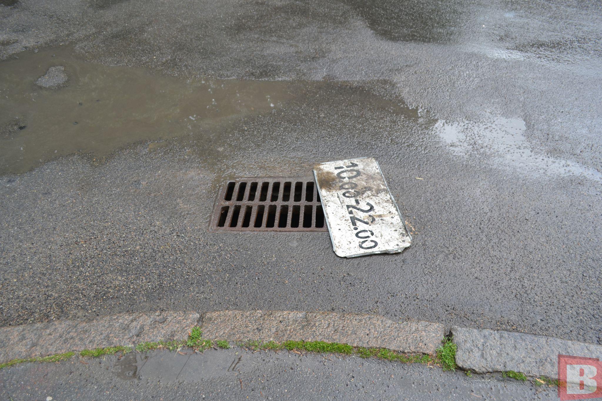 Новини Хмельницького - фото з Знаки на асфальті та скарги хмельничан. У місті почали ремонт доріг струменевим методом (ФОТО)