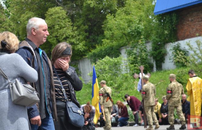 Новини Хмельницького - фото з “Таточку, дай потримаю тебе за руку”. У Хмельницькому прощались з Олександром Гарадчуком