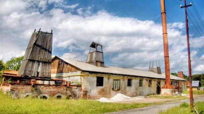 Новини Хмельницького - фото з У Хмельницькому - ажіотаж за сіллю. Через попит продавці підняли ціни Солеварня у Дрогобичі