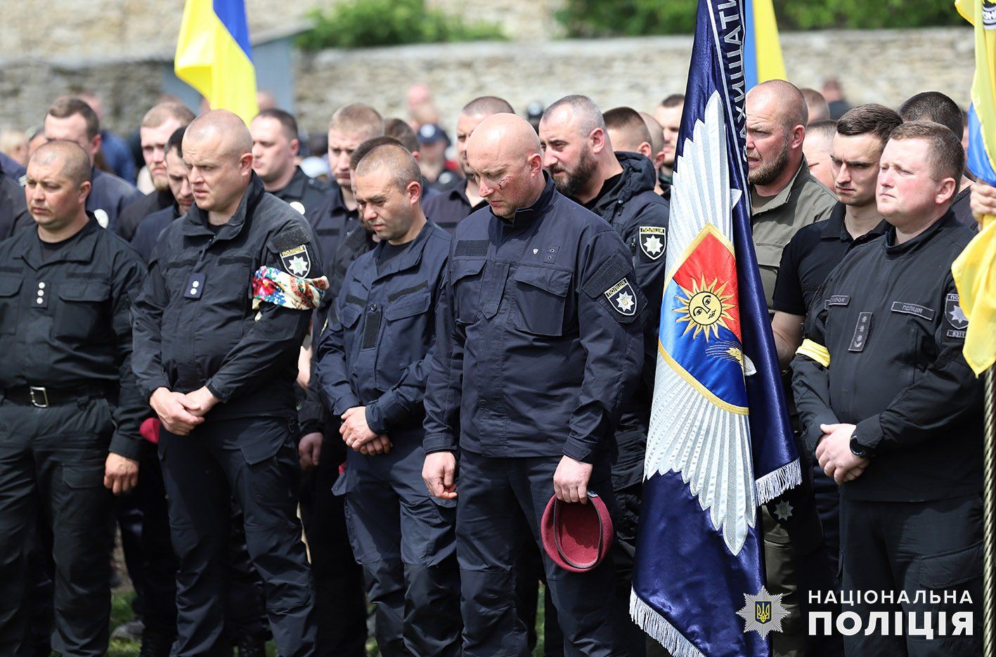 Новини Хмельницького - фото з На 	Хмельниччині  попрощались із полеглим на війні поліцейським Ігорем Махлаєм