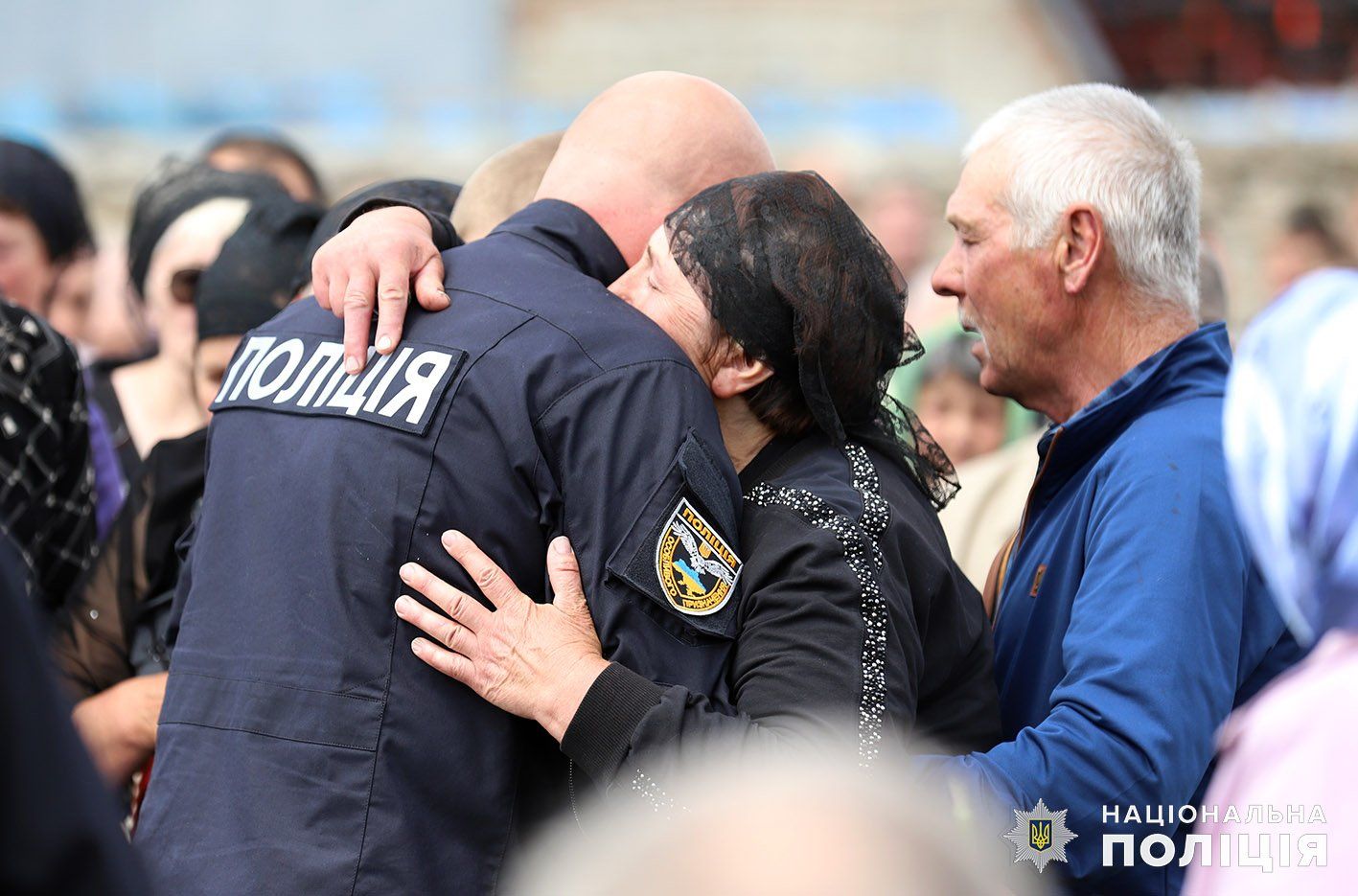 Новини Хмельницького - фото з На 	Хмельниччині  попрощались із полеглим на війні поліцейським Ігорем Махлаєм