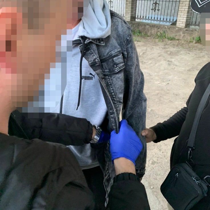 Новини Житомира - фото з У Житомирі при вимаганні хабаря спіймали двох медиків - хірурга і працівницю медустанови