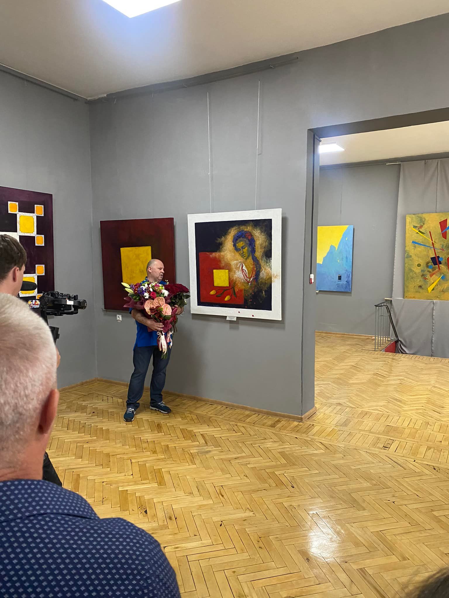 Новини Вінниці - фото з Запрошує навіть тих, з ким «побив горшки». Володимир Козюк відкрив виставки до 50-річного ювілею