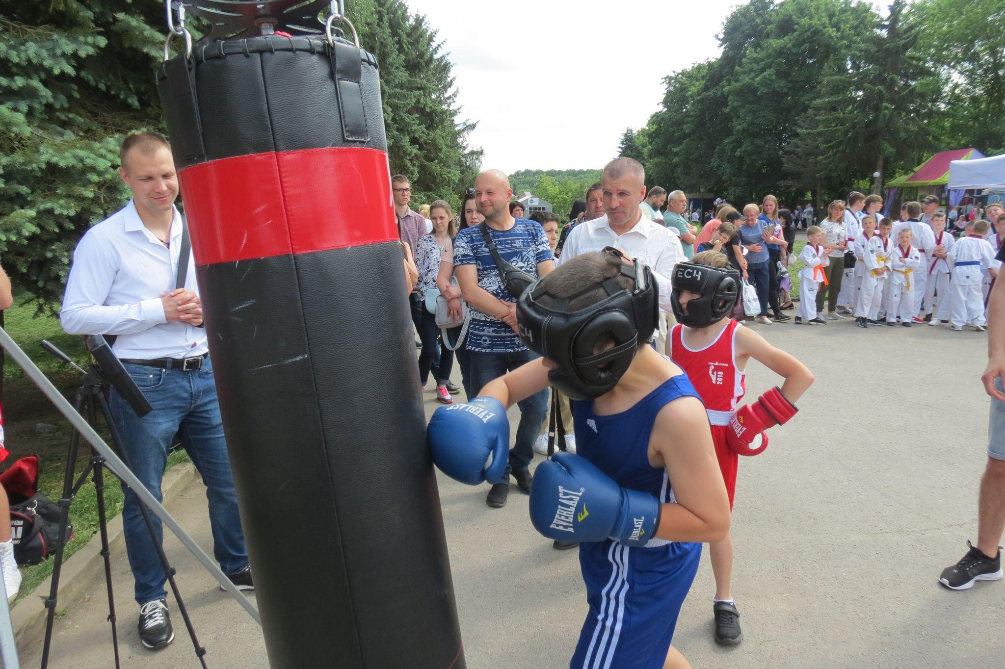Новини Вінниці - фото з Міські ДЮСШ влітку працюватимуть. На акції «Рухаємось разом» запрошували новачків