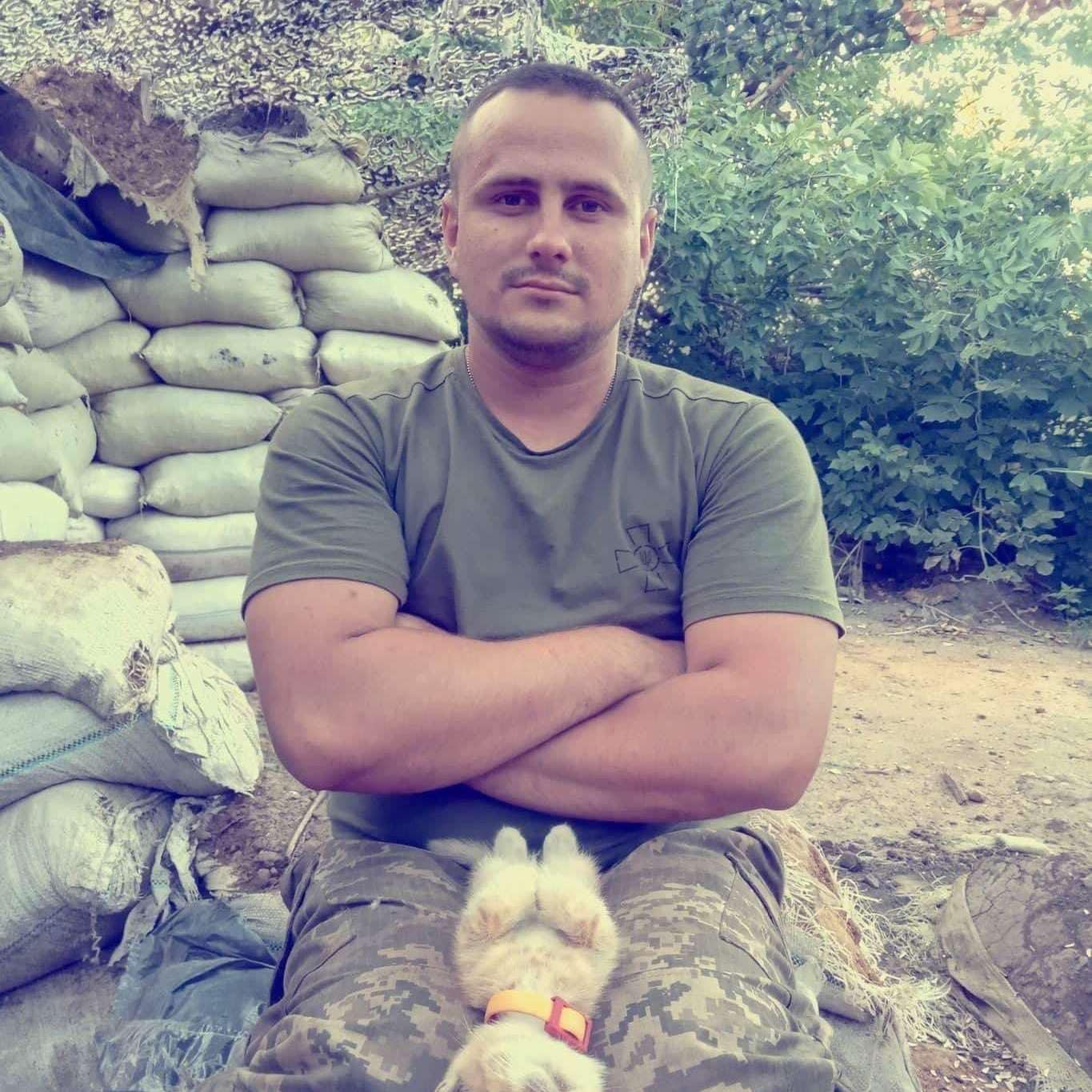 Новини Хмельницького - фото з Хмельниччина в скорботі: загинув захисник з Кам'янеччини, на Красилівщині - День жалоби