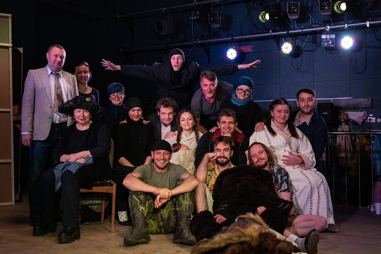 Новини Вінниці - фото з Настільки актуально, що хочеться кричати! Три театри в одній прем’єрі «Хлібне перемир’я» за Жаданом