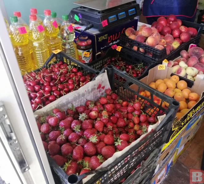 Новини Хмельницького - фото з Сезонні ягоди у Хмельницькому: звідки привозять і за скільки продають