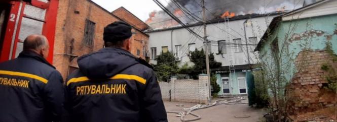 Новини Вінниці - фото з Рік після смертельної пожежі на Бевза та інше важливе за 8 червня у Вінниці Рік після трагедії на Бевза. Чи знайшли винуватців пожежі, у якій загинула людина?