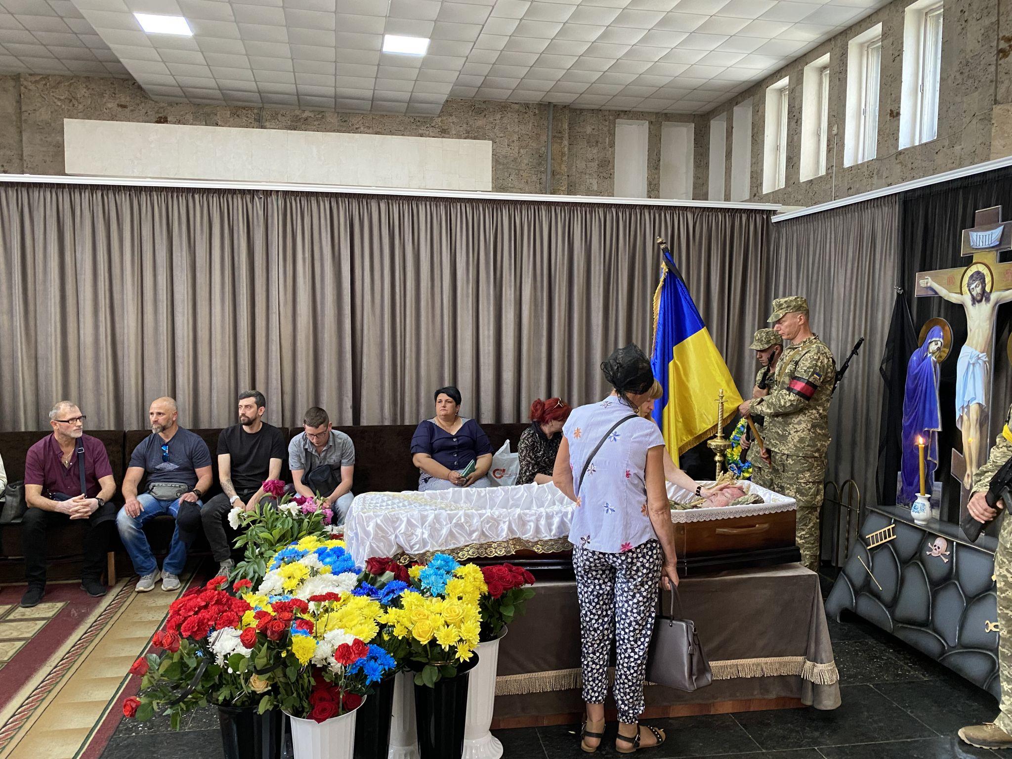 Новини Хмельницького - фото з «Тато буде бачити нас з неба». На війні загинув батько трьох дітей з Хмельницького