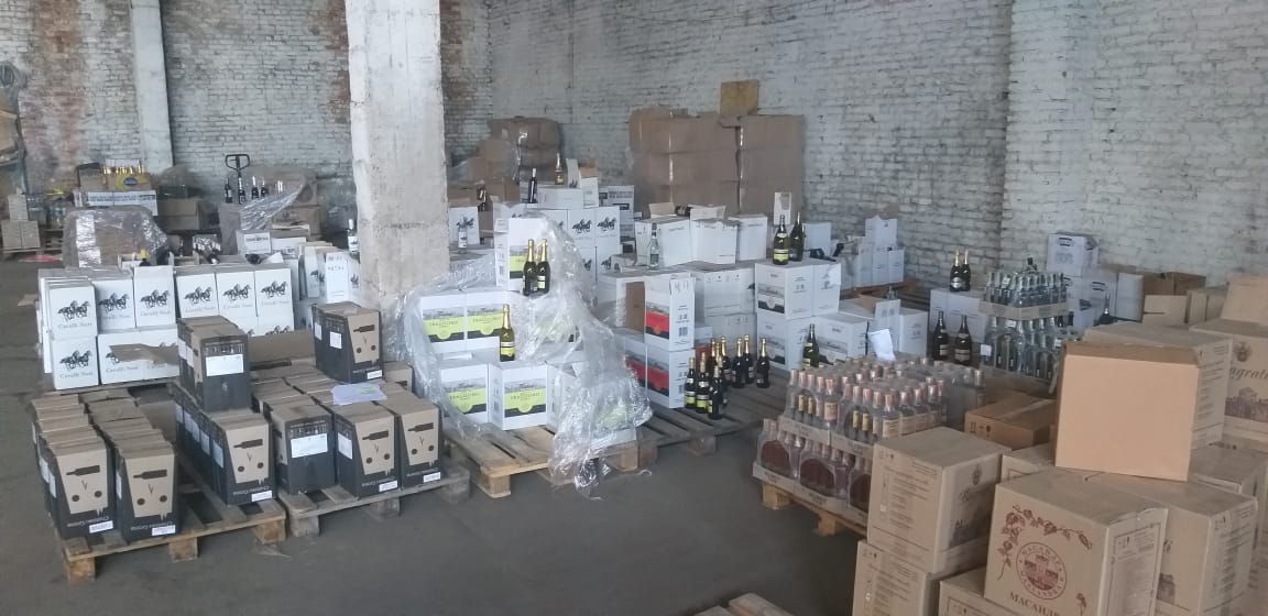 Новини Житомира - фото з На Житомирщині з незаконного обігу вилучено близько 18 тисяч пляшок алкогольної продукції на суму понад 3 млн грн